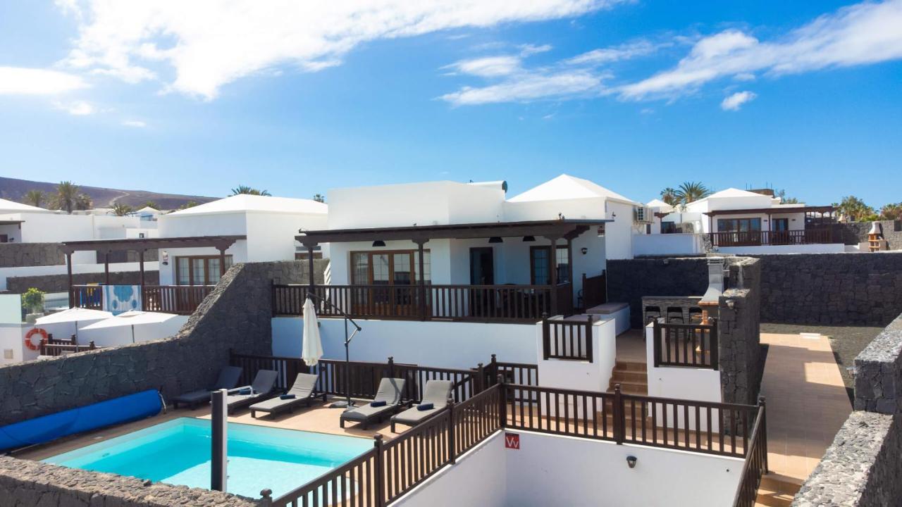 Villa Vista Reina - Luxury 6 Bedroom - Heated Pool- Views - Pool Table - Vista Lobos - Playa Blanca Exterior photo